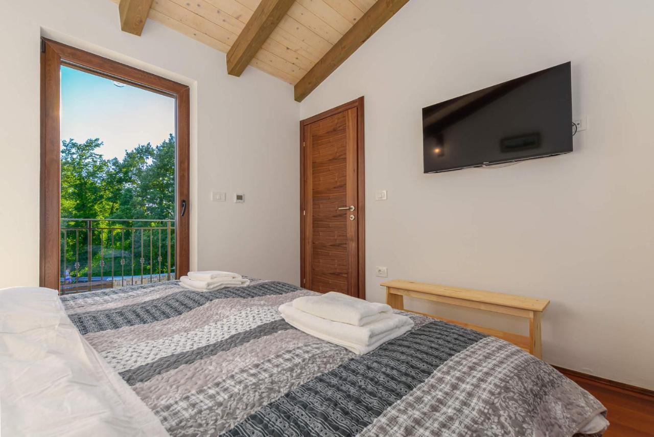 Villa David - Luxurious Secluded Villa With A Heated Pool Butkovići Kültér fotó
